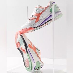 Diadora Rebound Ace Sneaker - Size W 8 / M 6.5